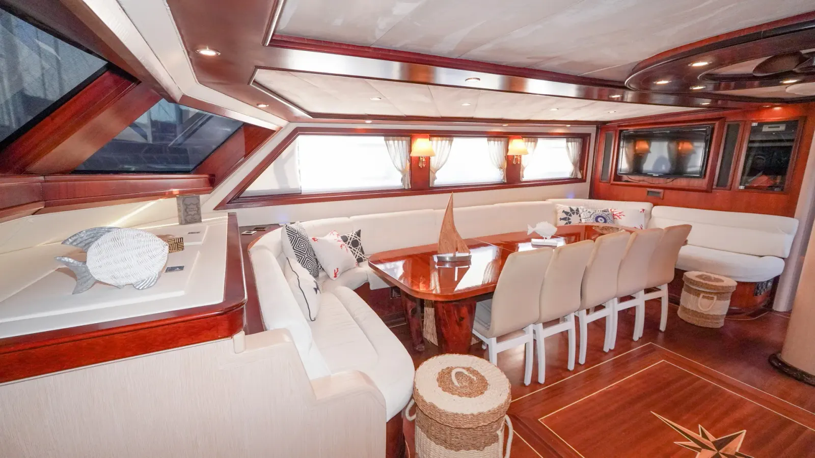 Perla del Mar II sailing in Marmaris