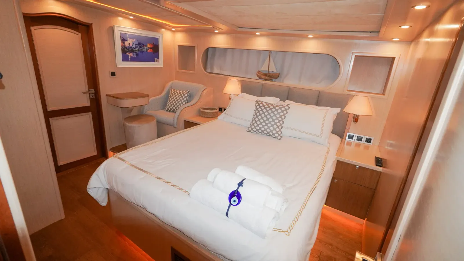 Perla del Mar II sailing in Marmaris