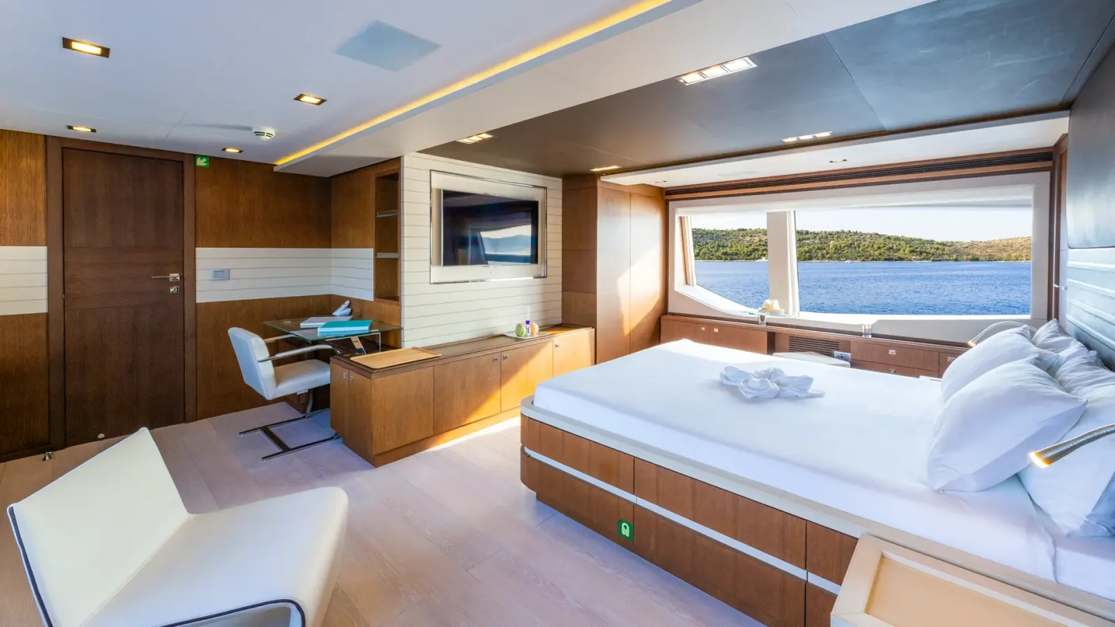 Morning Star II sailing in Herceg Novi
