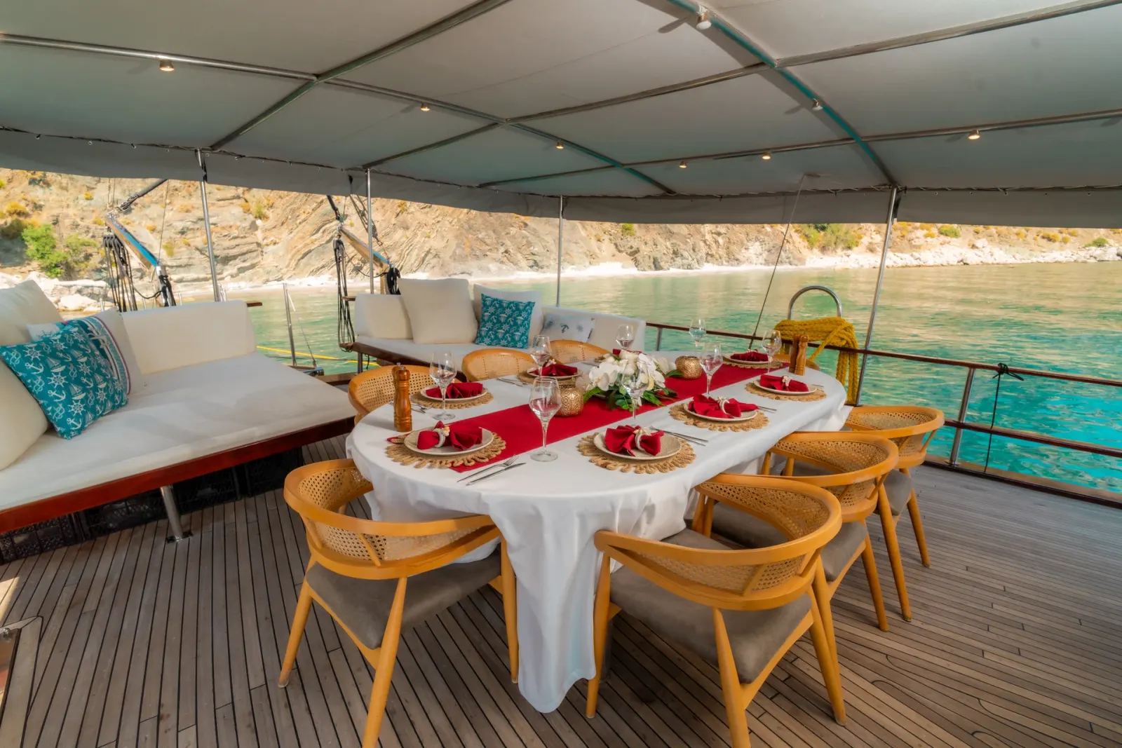 Princess Alize sailing in Marmaris