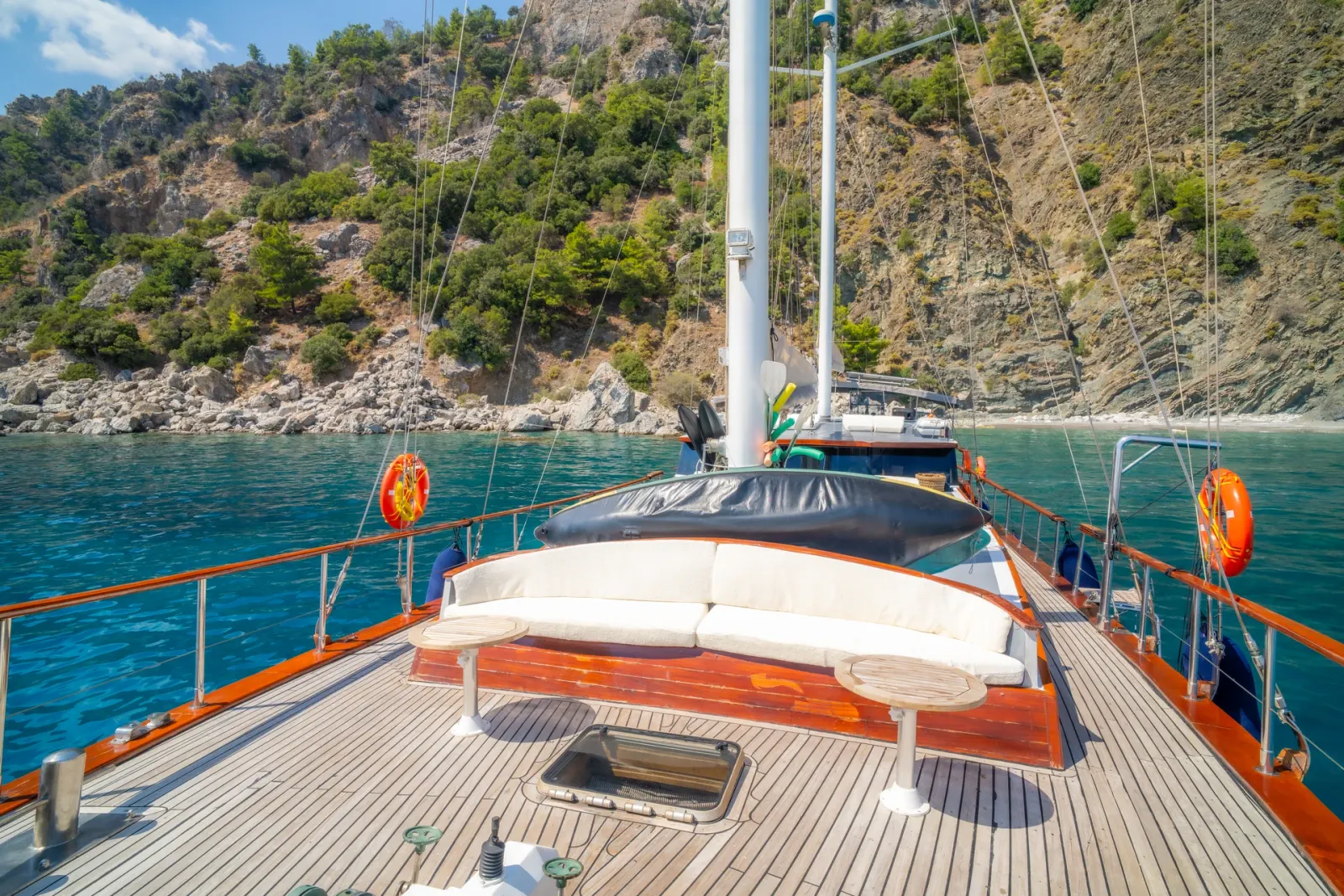 Princess Alize sailing in Marmaris