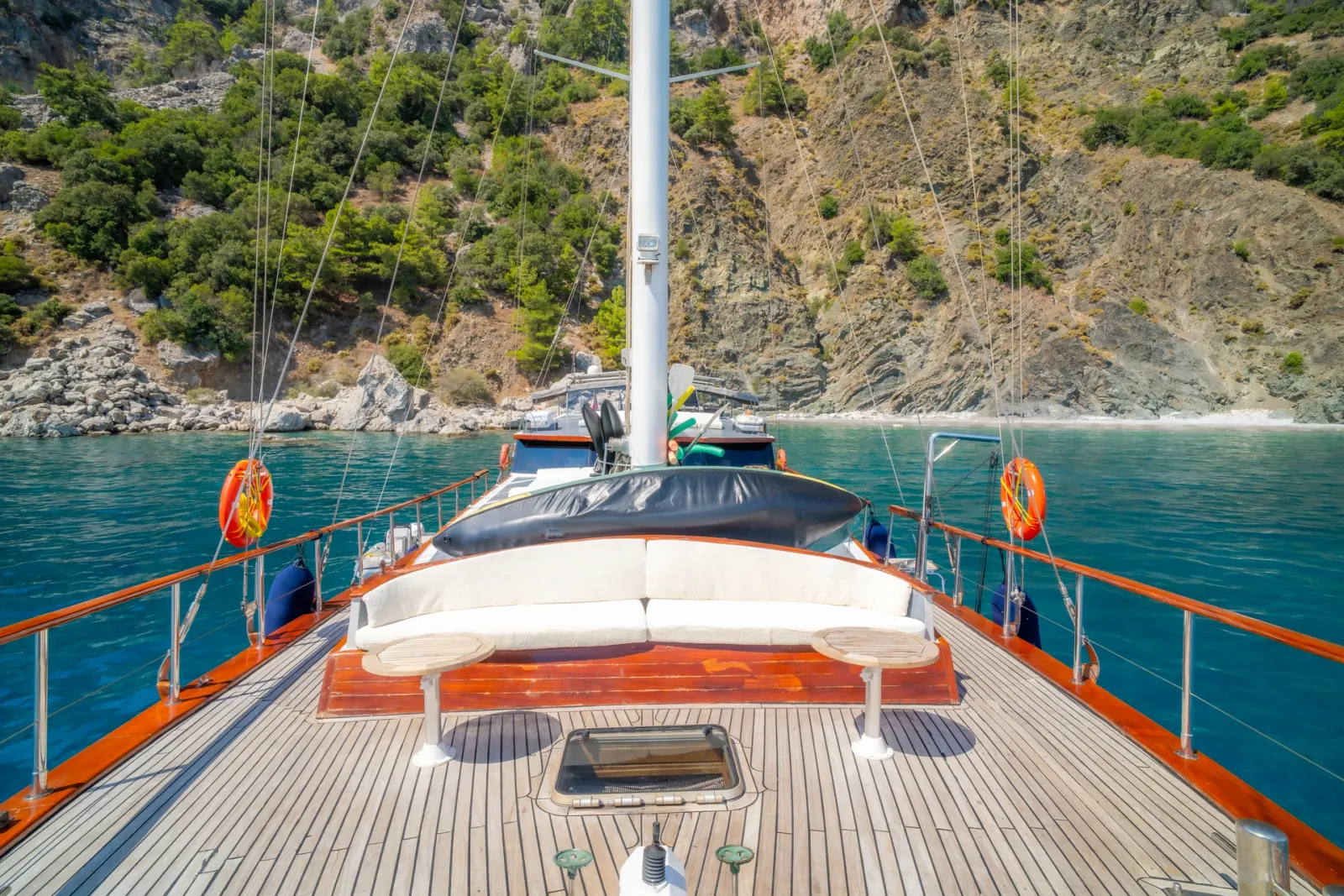 Princess Alize sailing in Marmaris