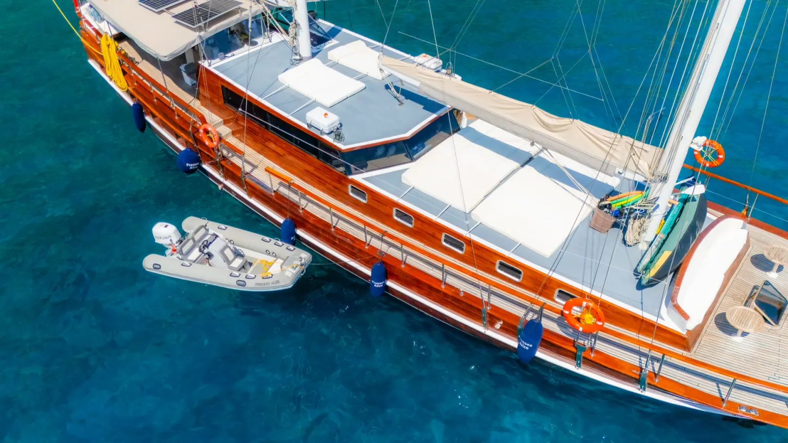 Princess Alize sailing in Marmaris