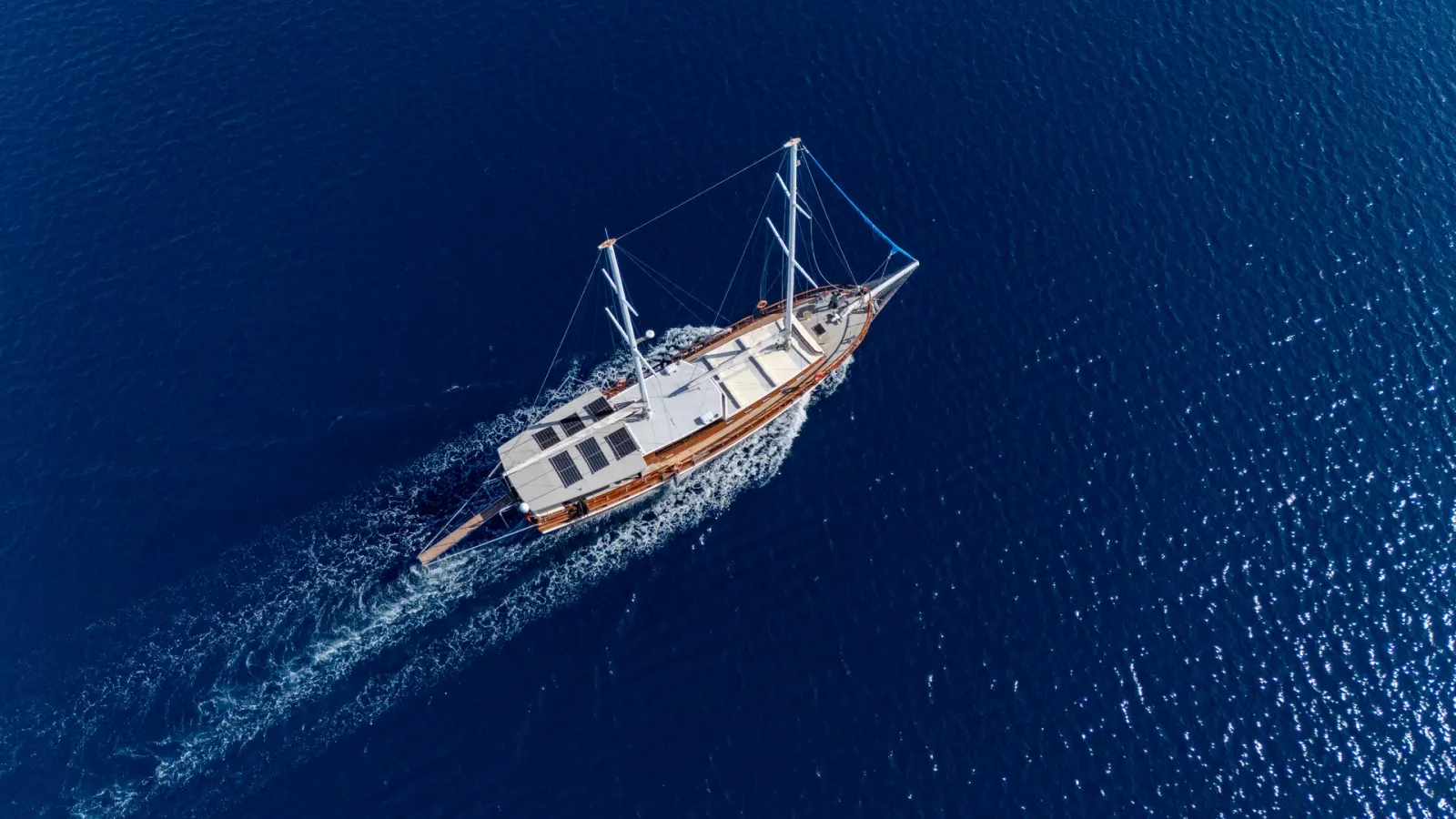 Princess Alize sailing in Marmaris