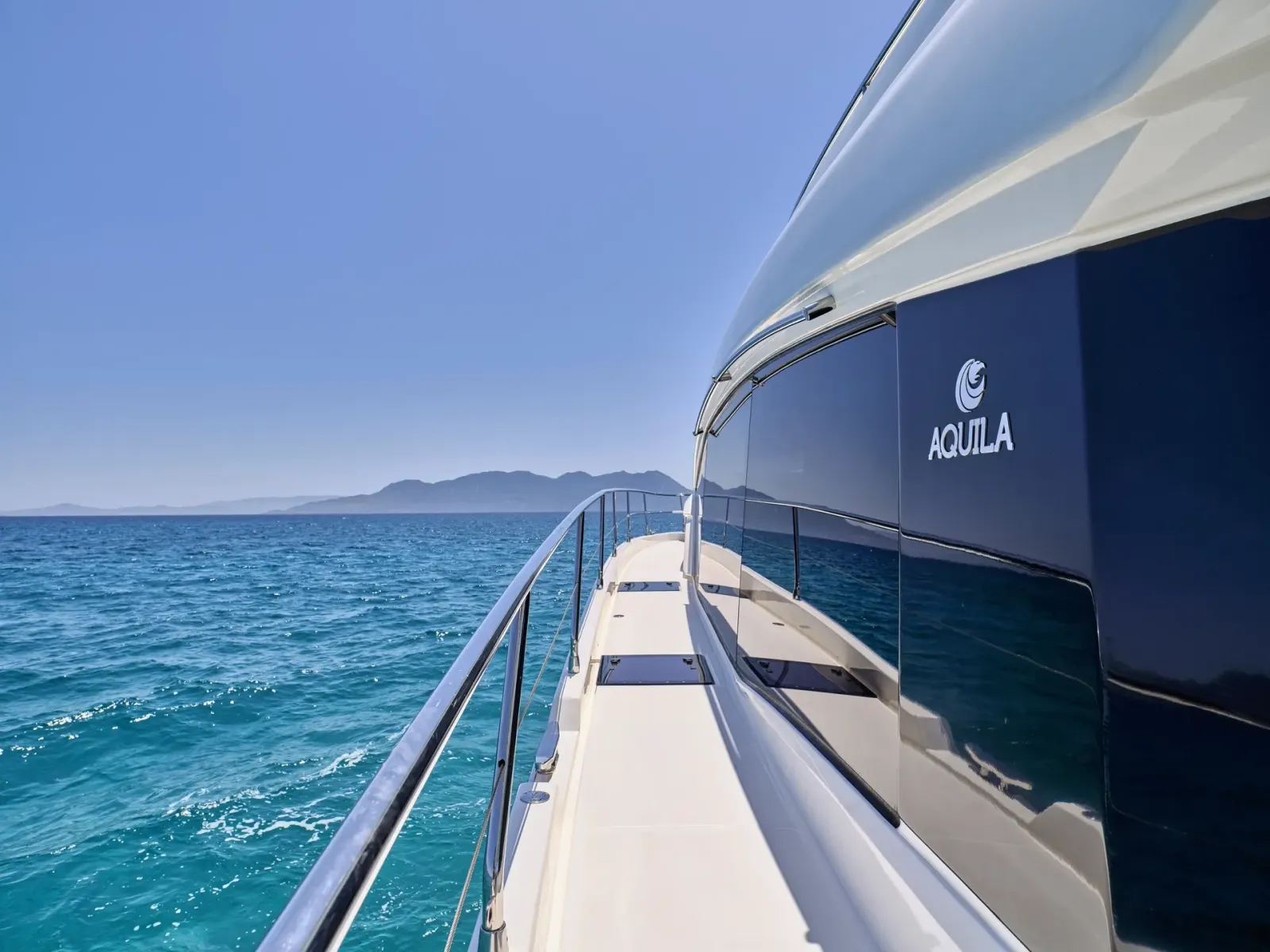 Explorion sailing in Athen