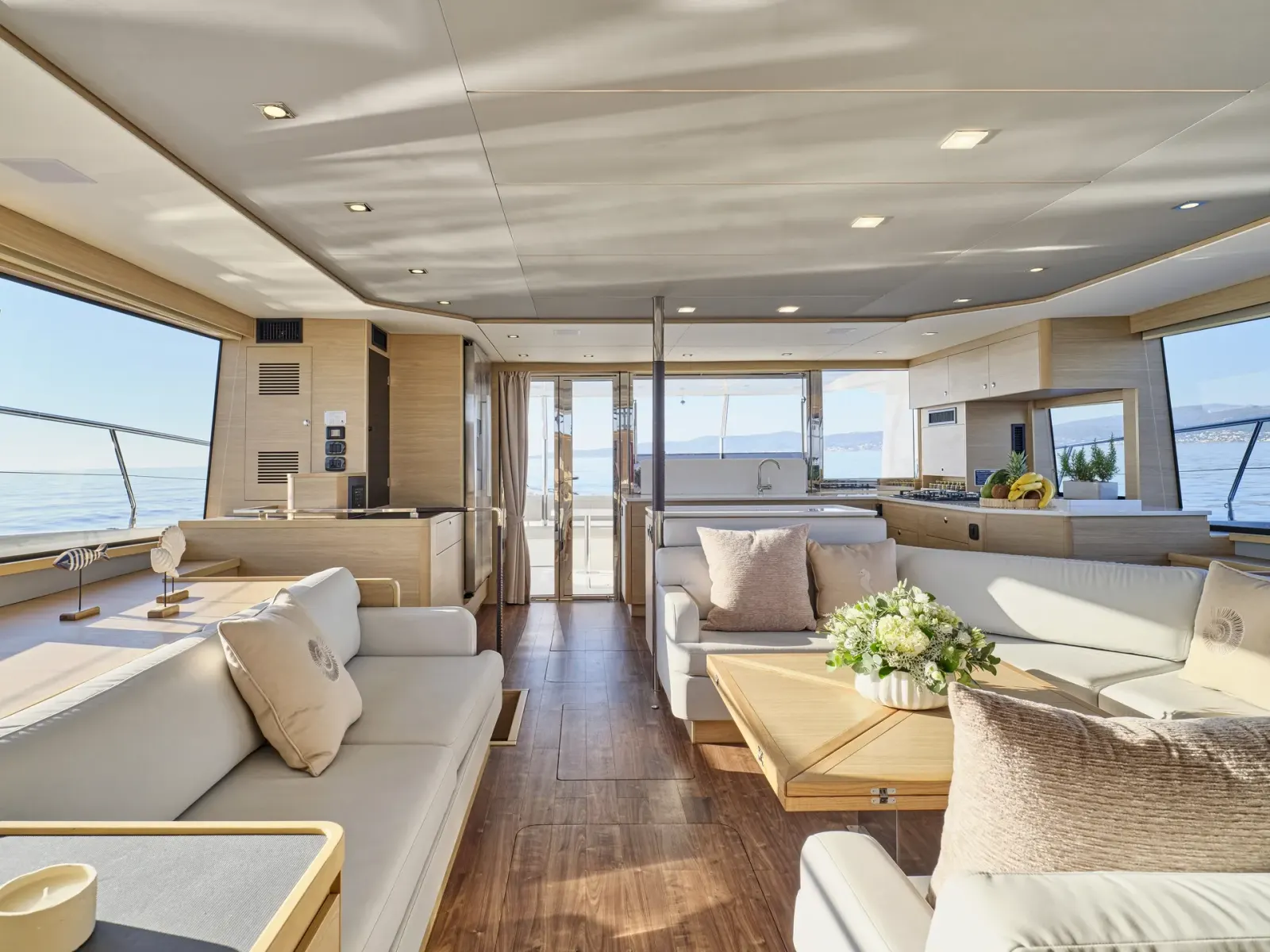 Explorion sailing in Athen