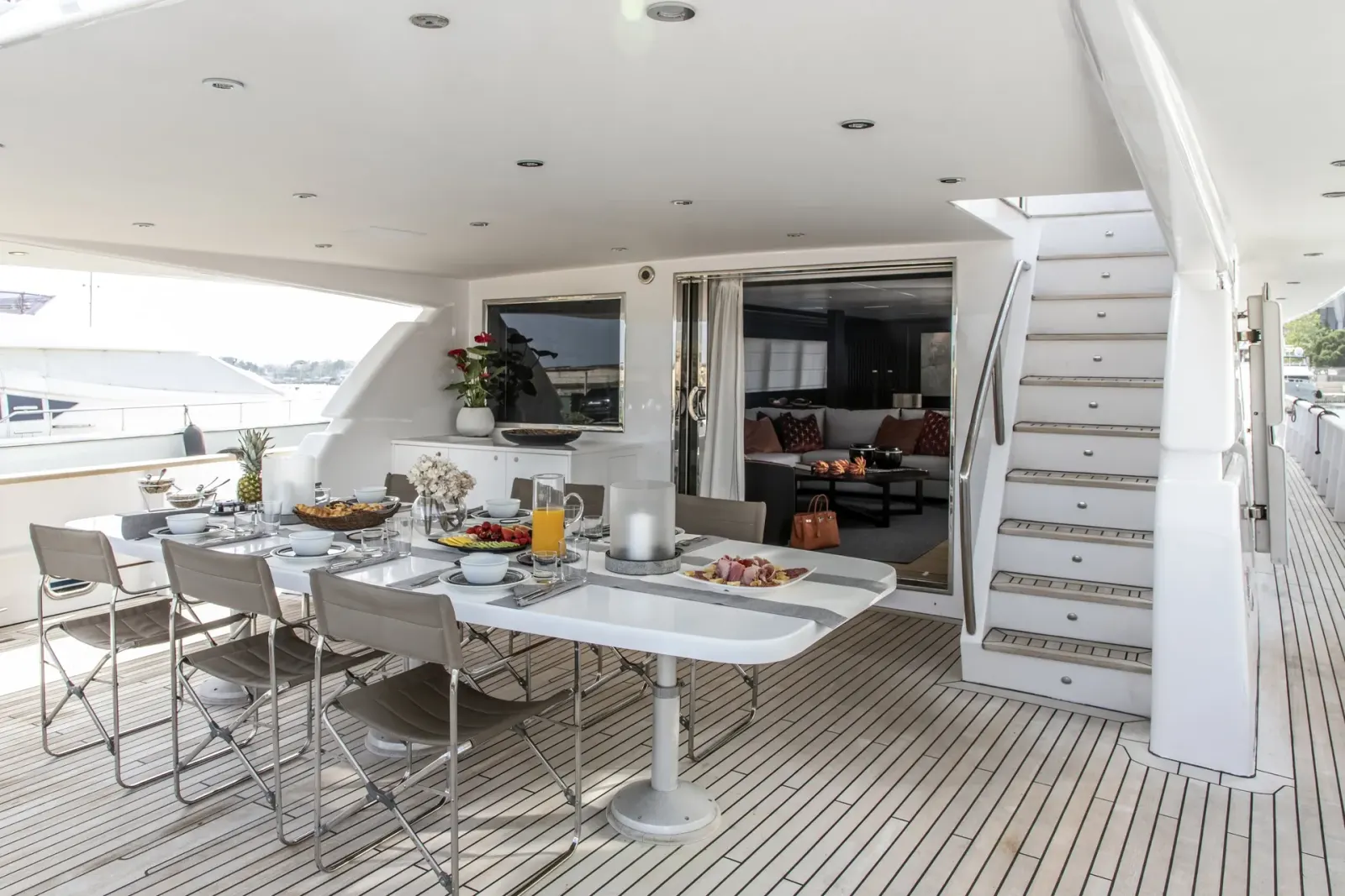 Project Steel sailing in Athen