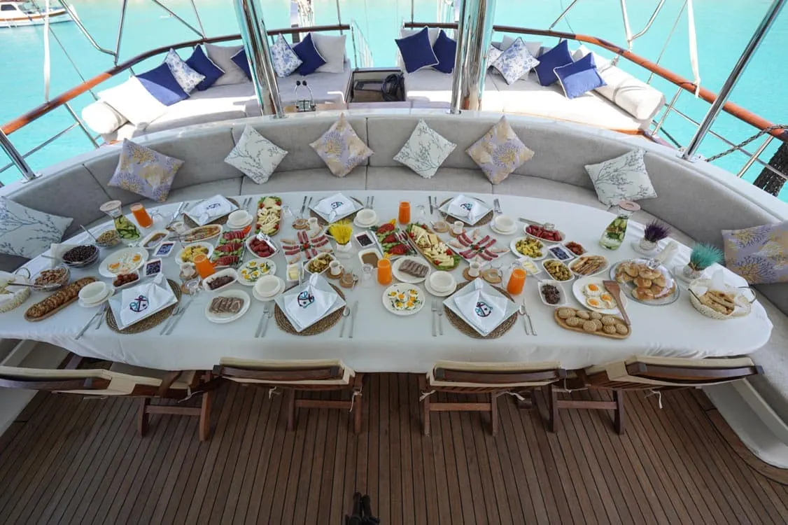 Prenses Esila sailing in Marmaris