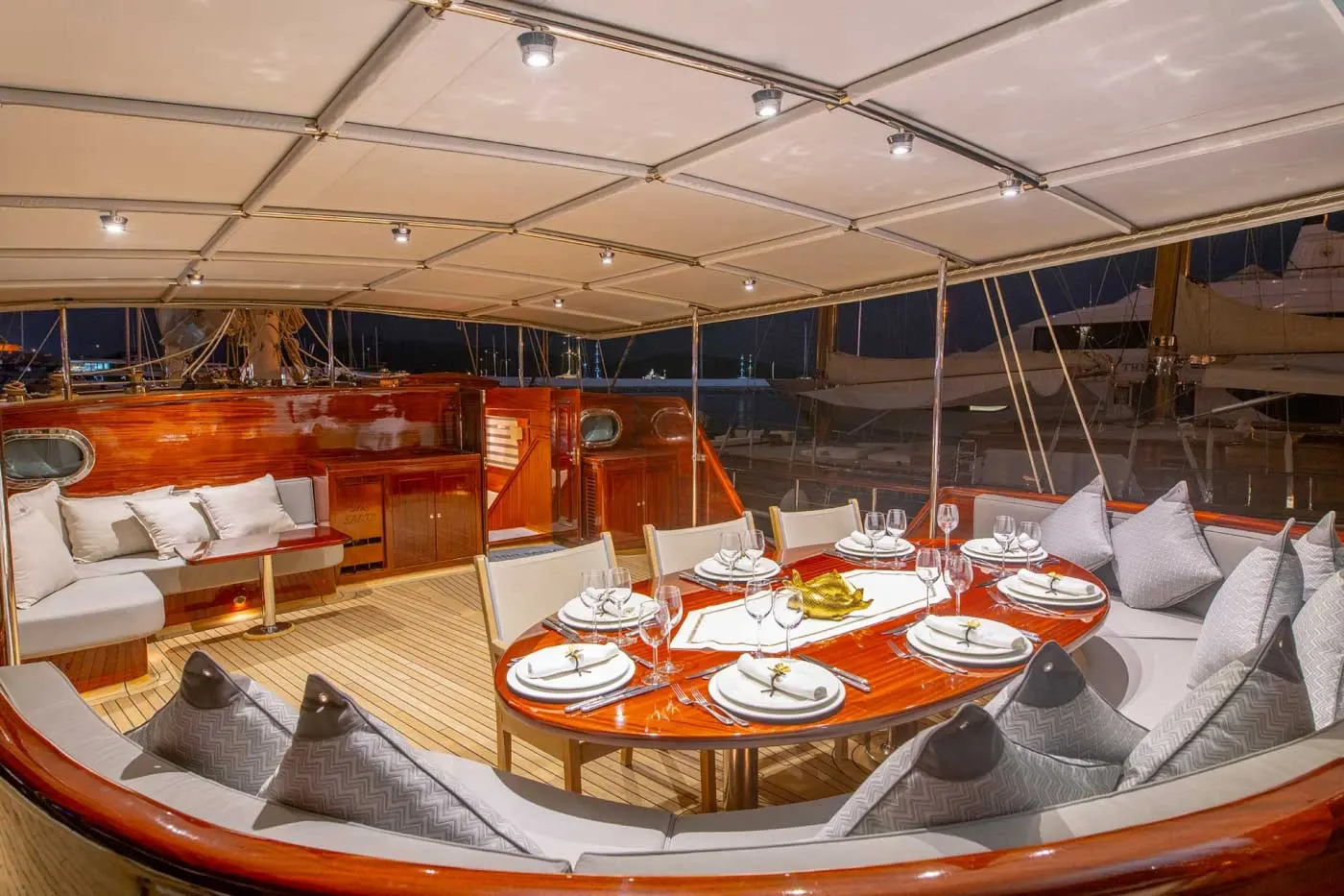Hic Salta sailing in Bodrum