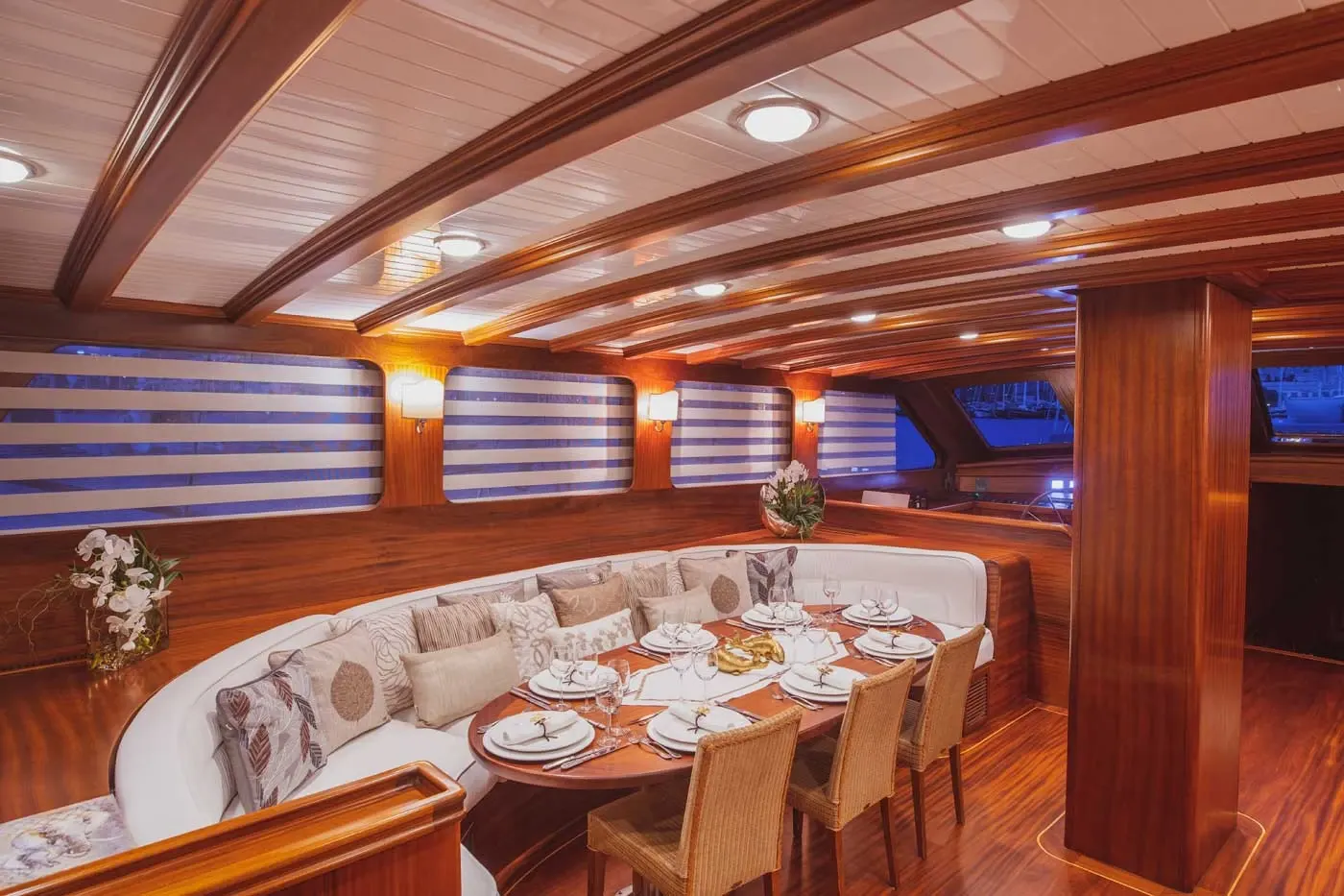 Hic Salta sailing in Bodrum