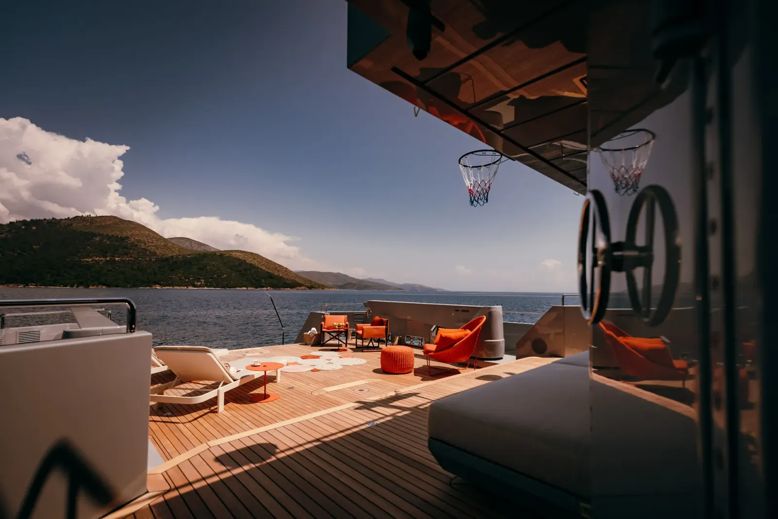 Carmen Motoryat charter