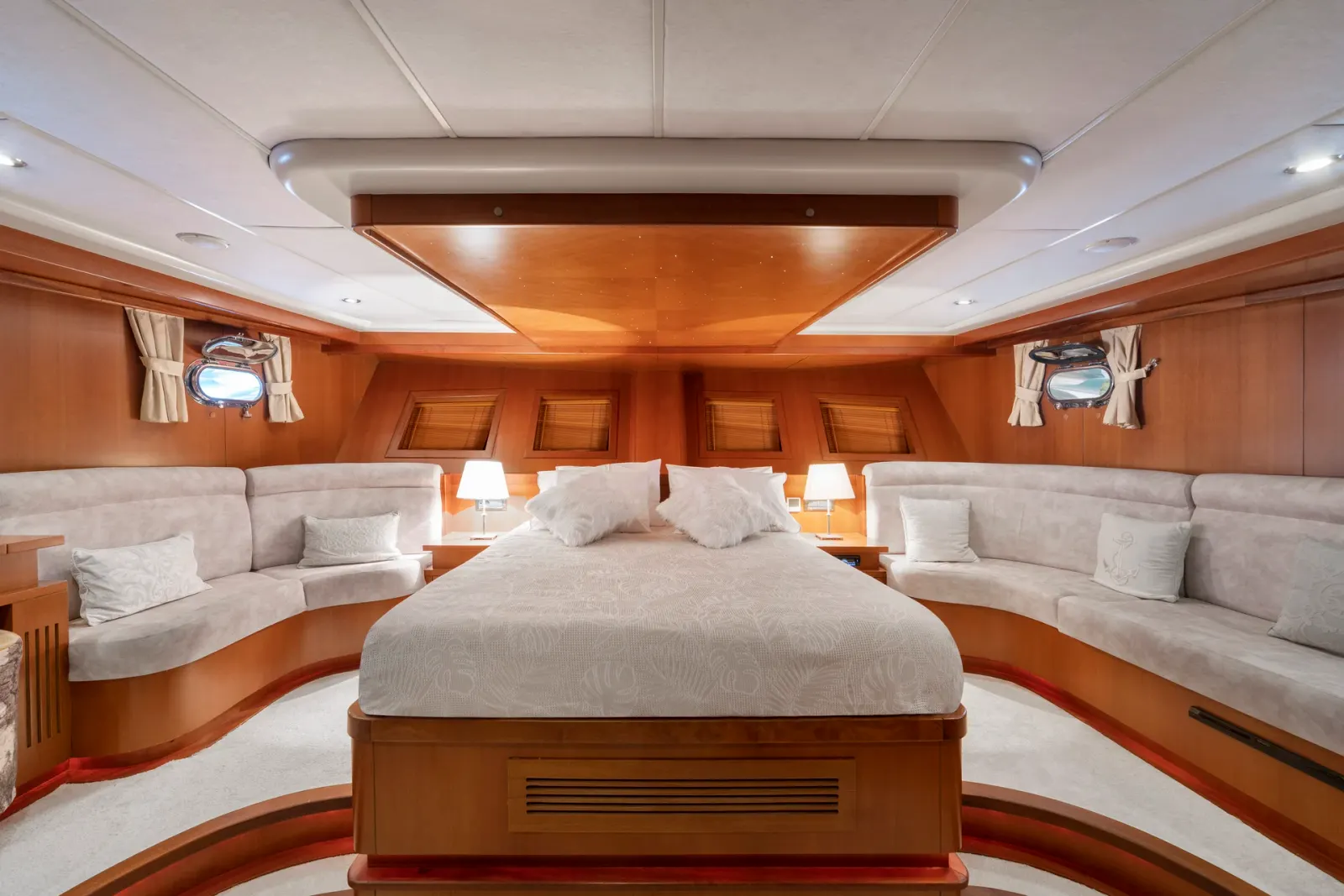 Arabella Gulet charter