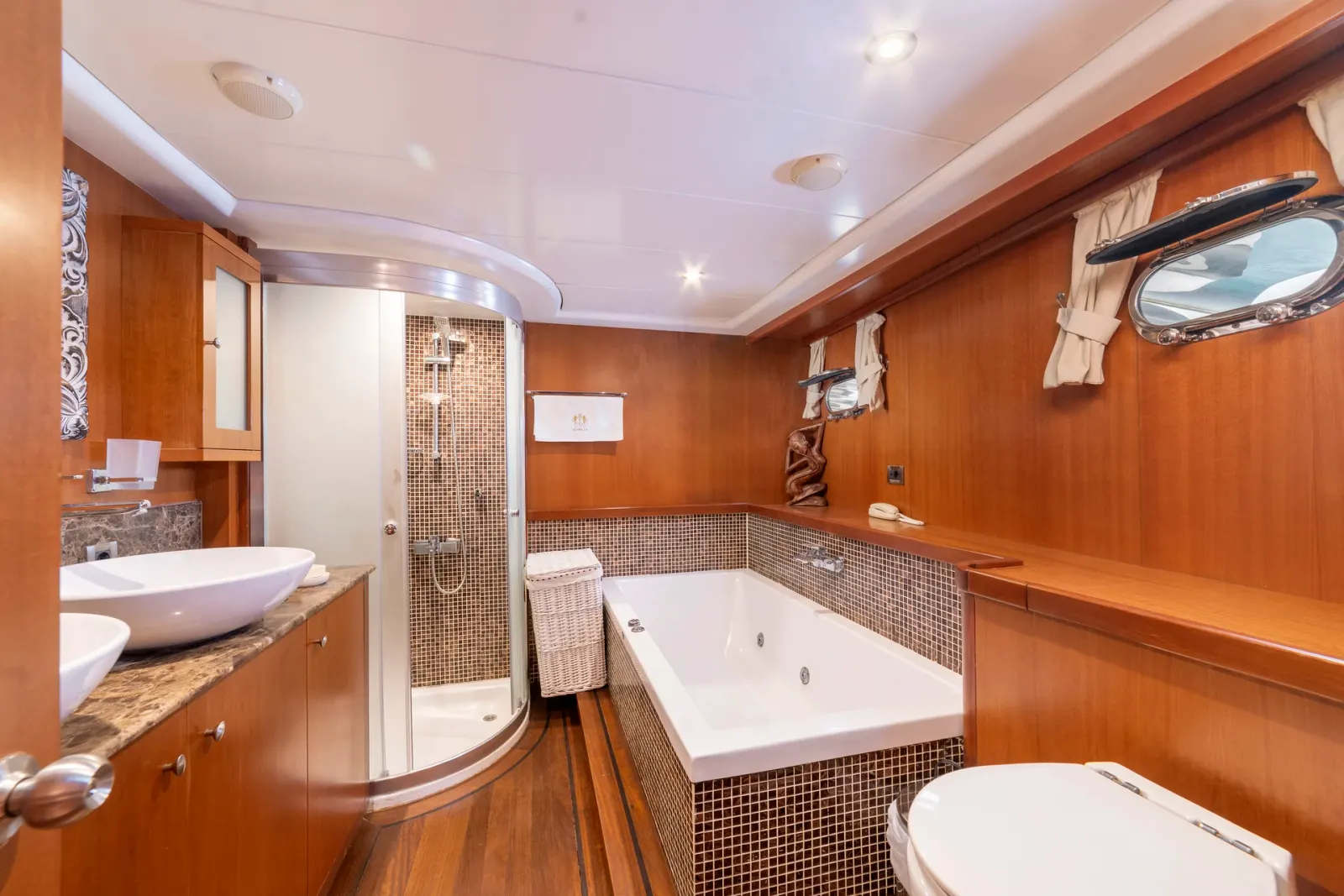 Arabella Gulet charter