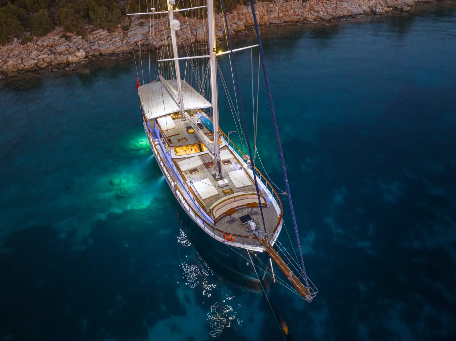 Artemis sailing in Bodrum