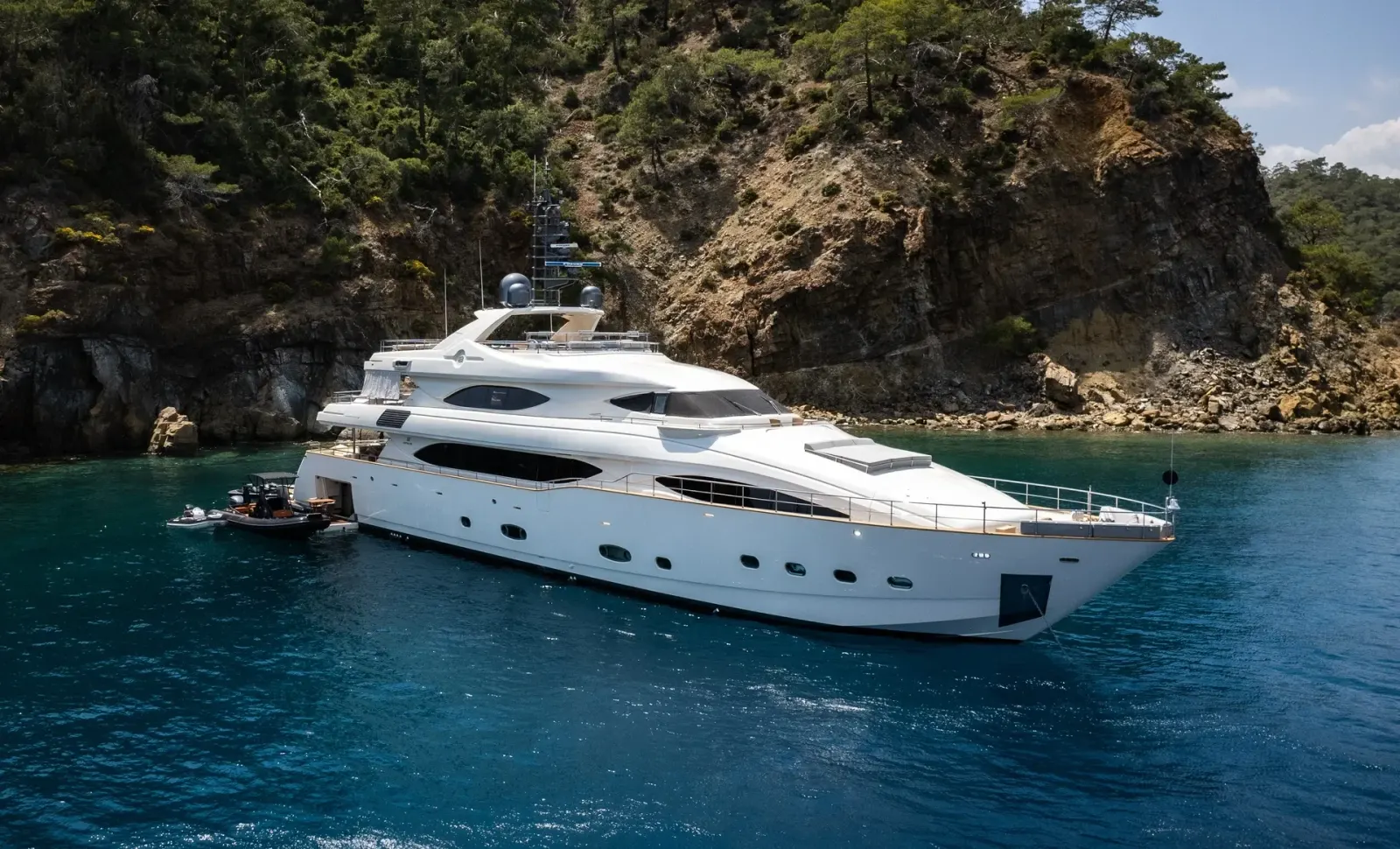 Ariela sailing in Marmaris