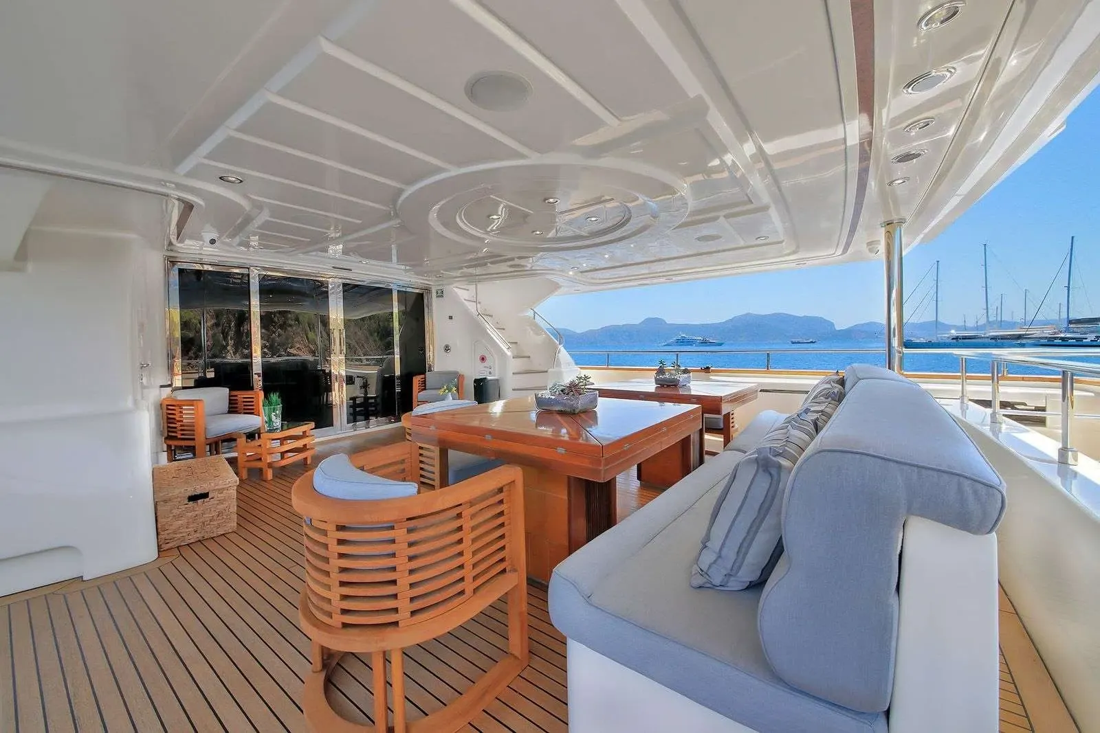 Ariela sailing in Marmaris