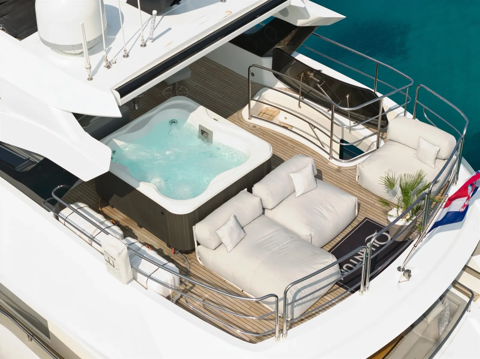 Quantum sailing in Trogir