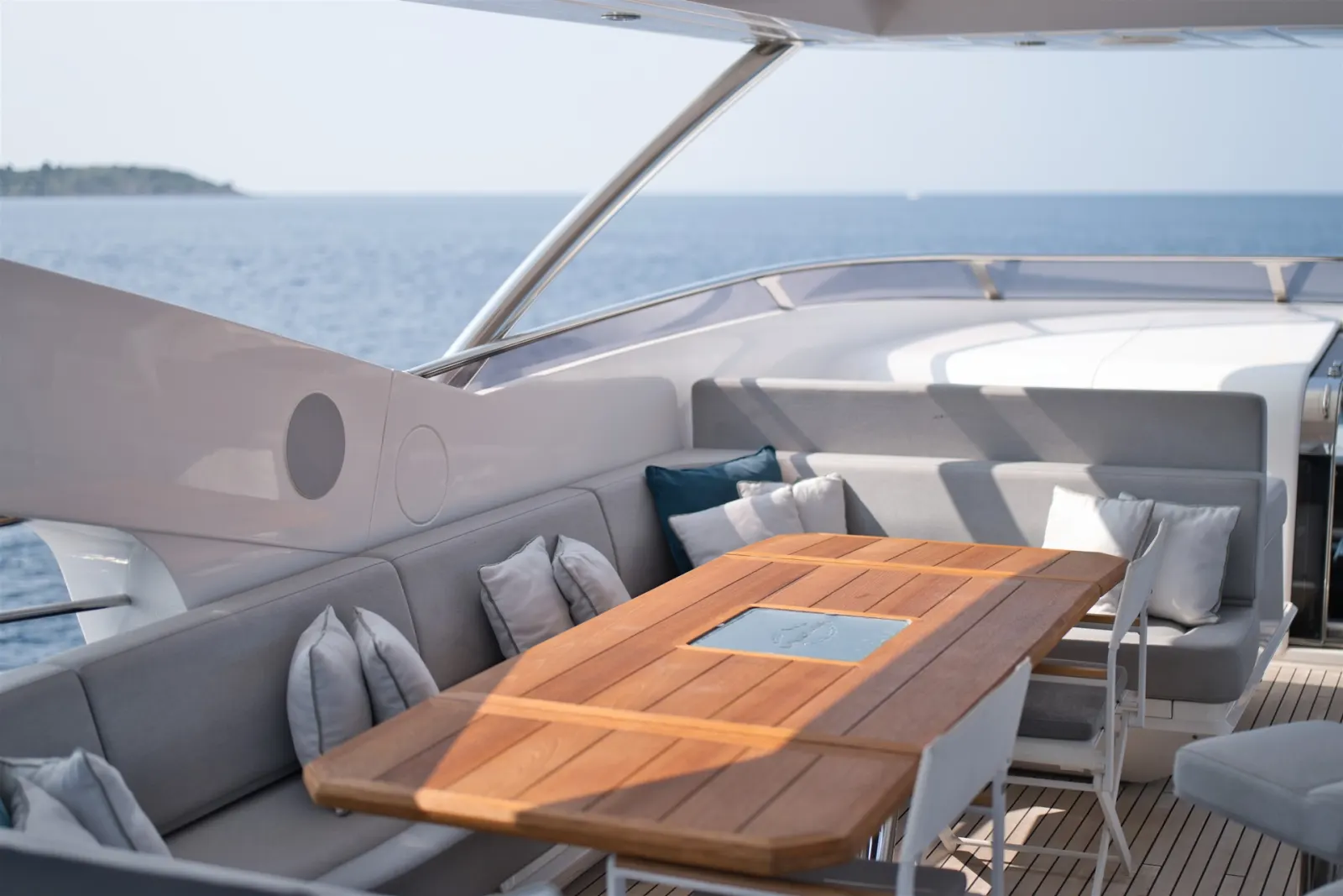 Quantum sailing in Trogir