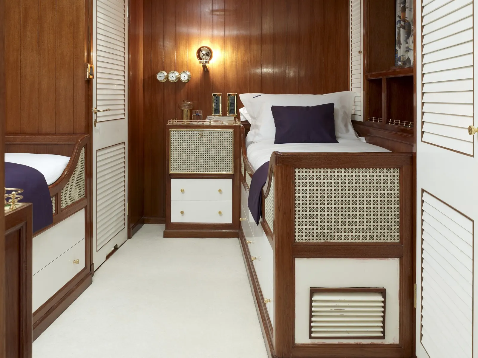 Northwind II sailing in Athens