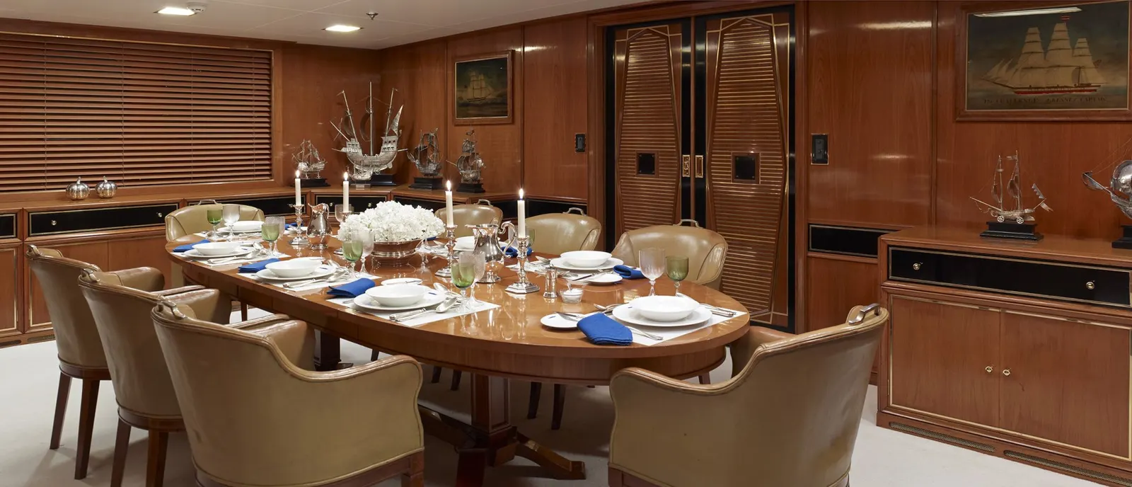 Northwind II sailing in Athens
