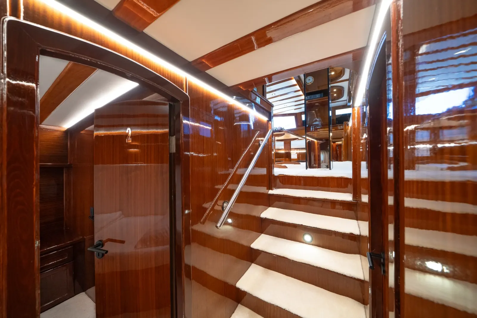 Allure E sailing in Split