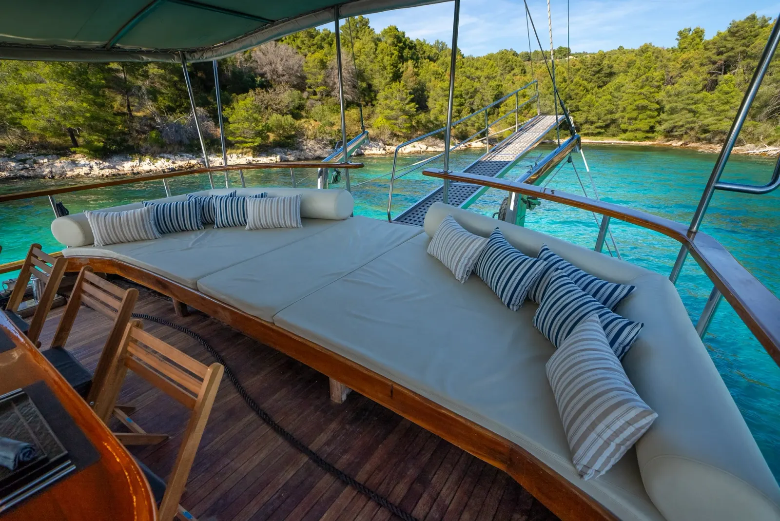 Allure E sailing in Split