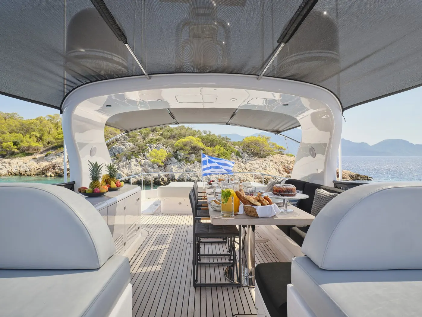 Irene's sailing in Athen