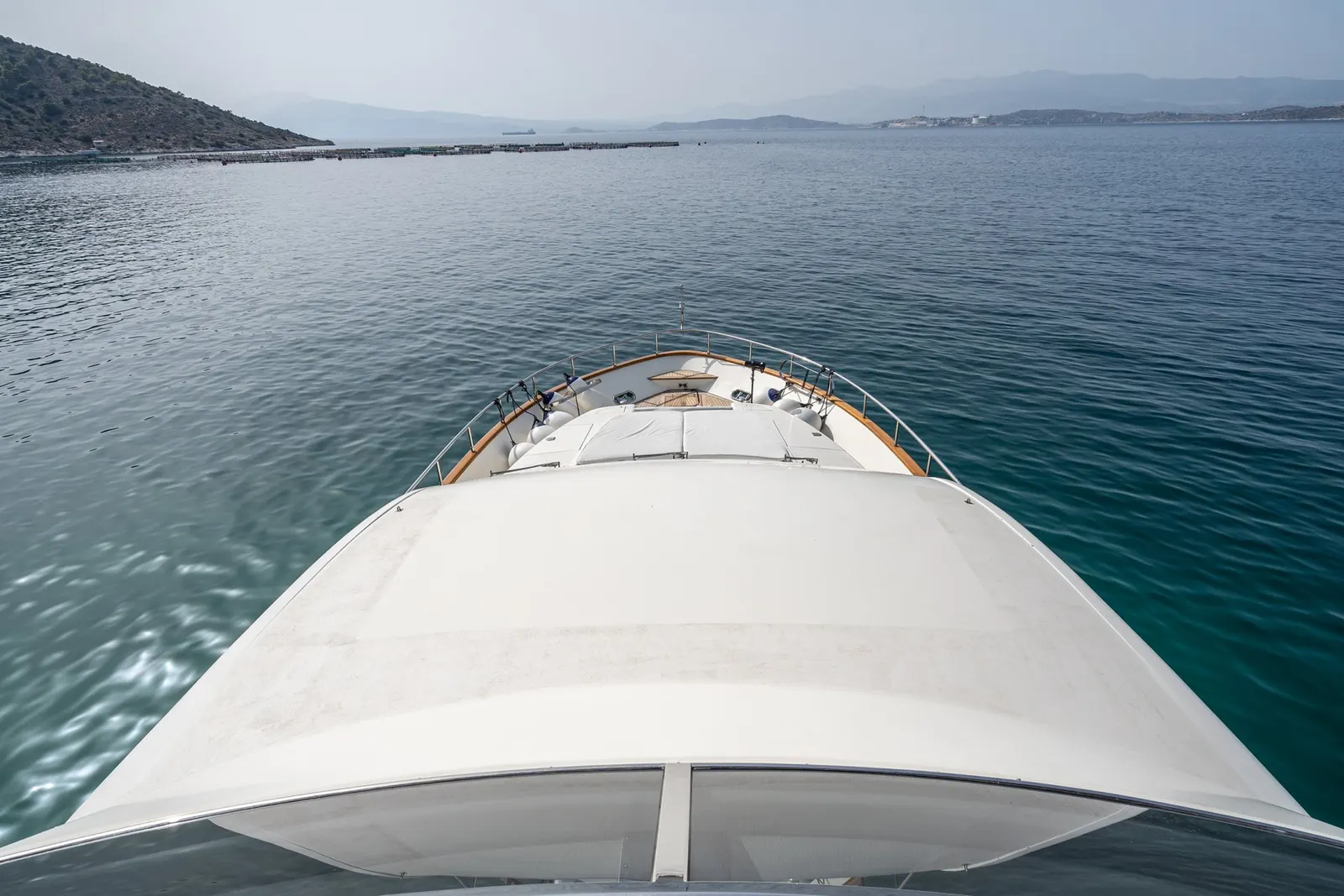 Estia Poseidon sailing in Atina