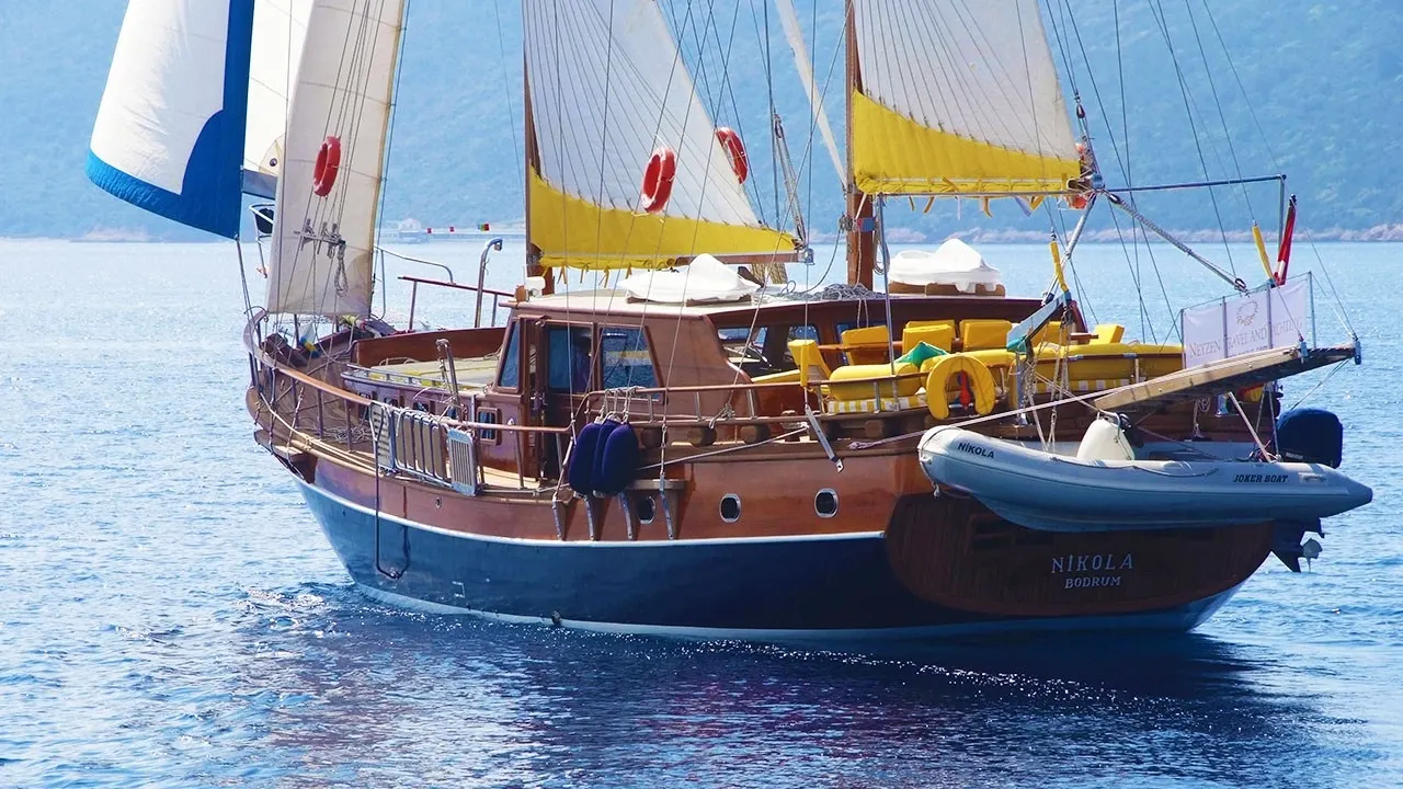Nikola sailing in Bodrum