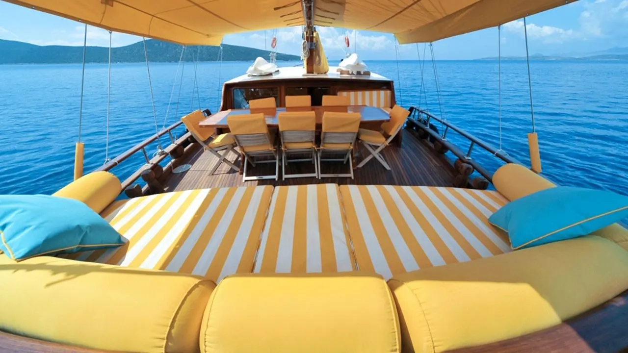 Nikola sailing in Bodrum