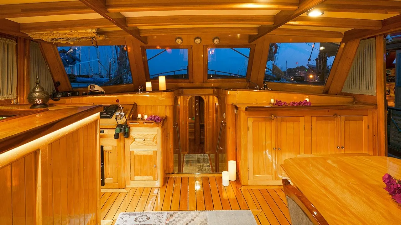 Nikola sailing in Bodrum