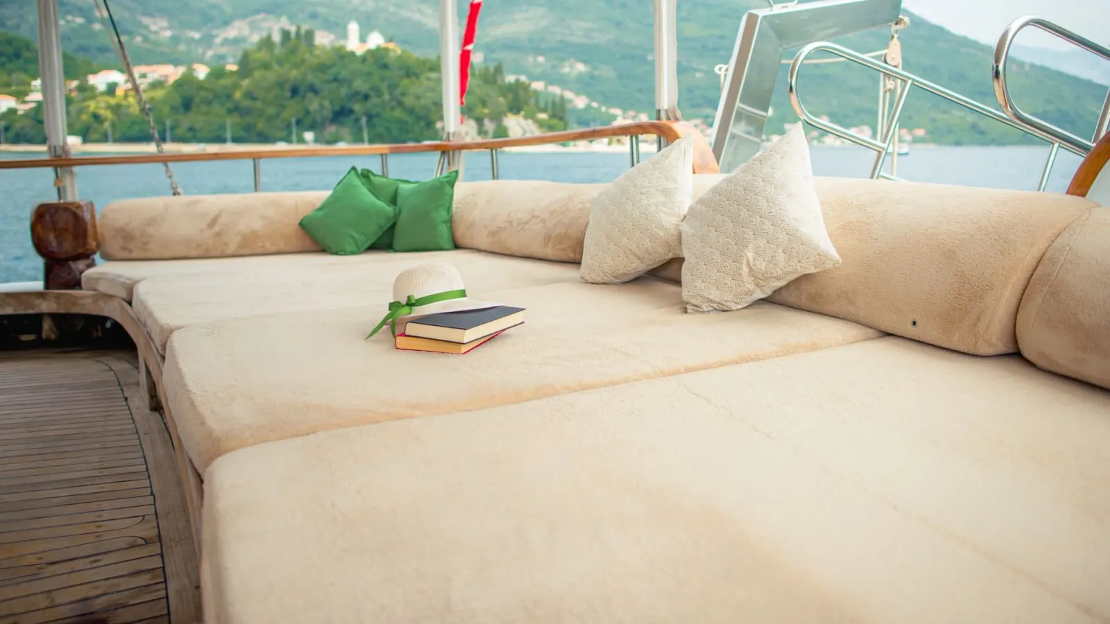 Sadri Usta 1 sailing in Tivat