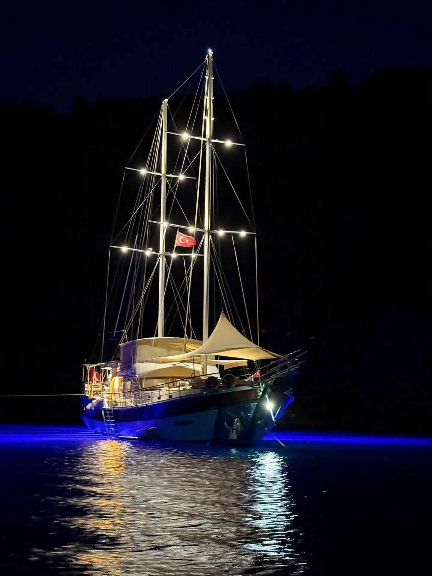 Mare Magico sailing in Marmaris