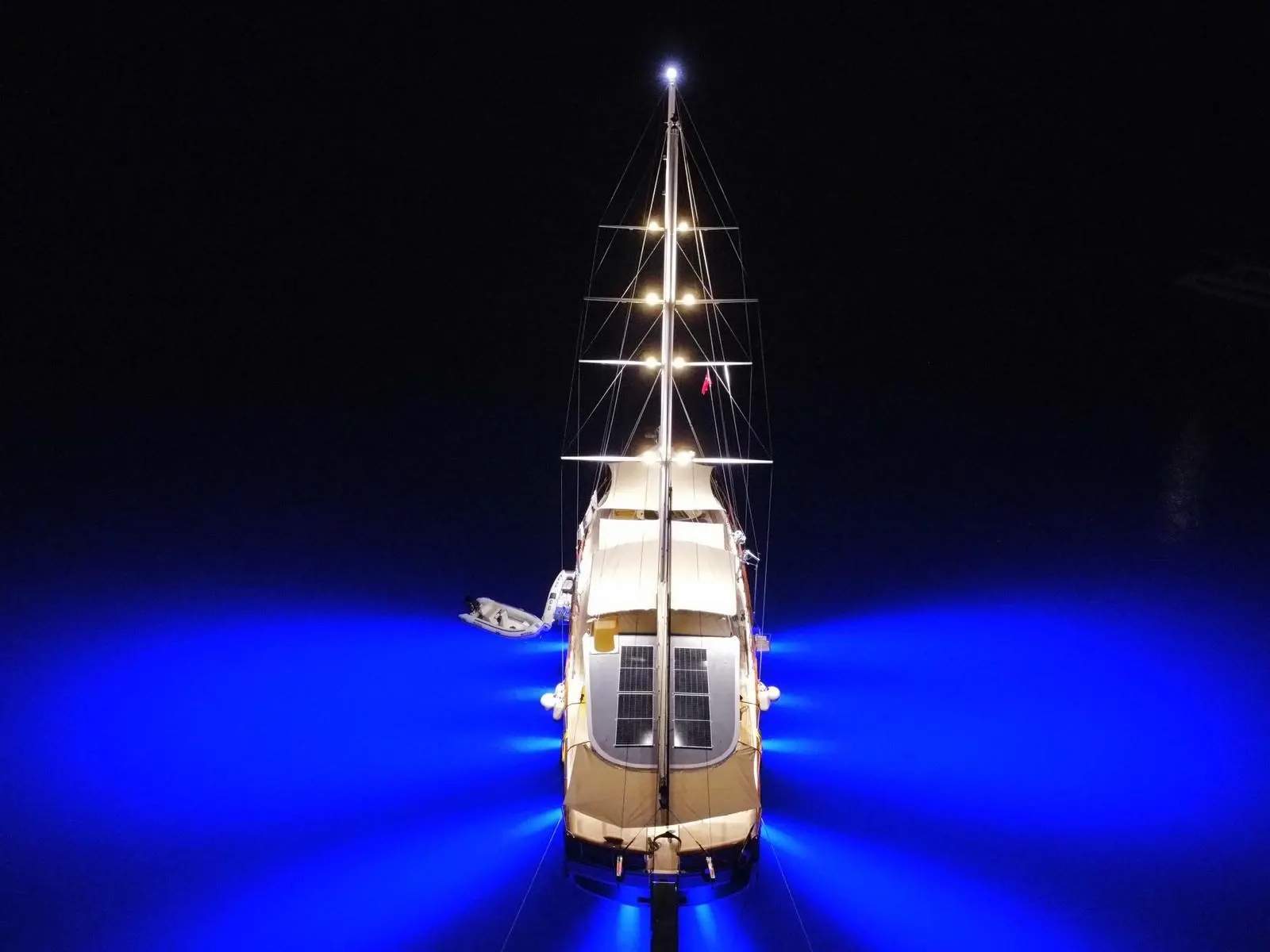 Mare Magico sailing in Marmaris