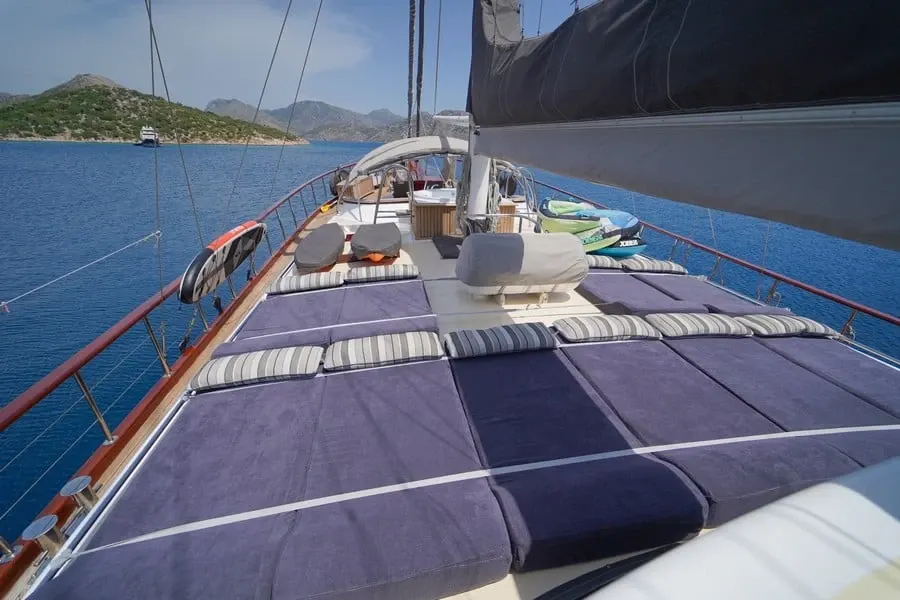 Kaptan Mehmet Bugra sailing in Marmaris