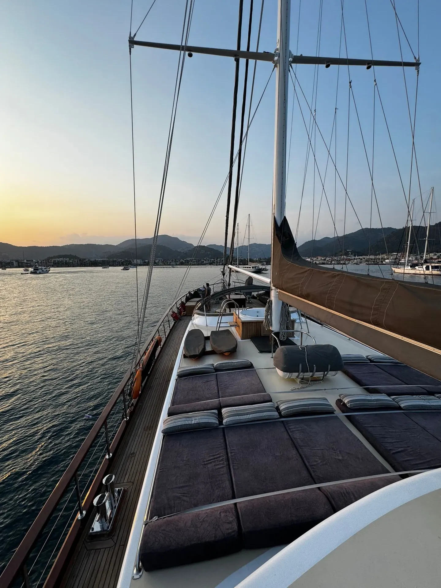 Kaptan Mehmet Bugra sailing in Marmaris