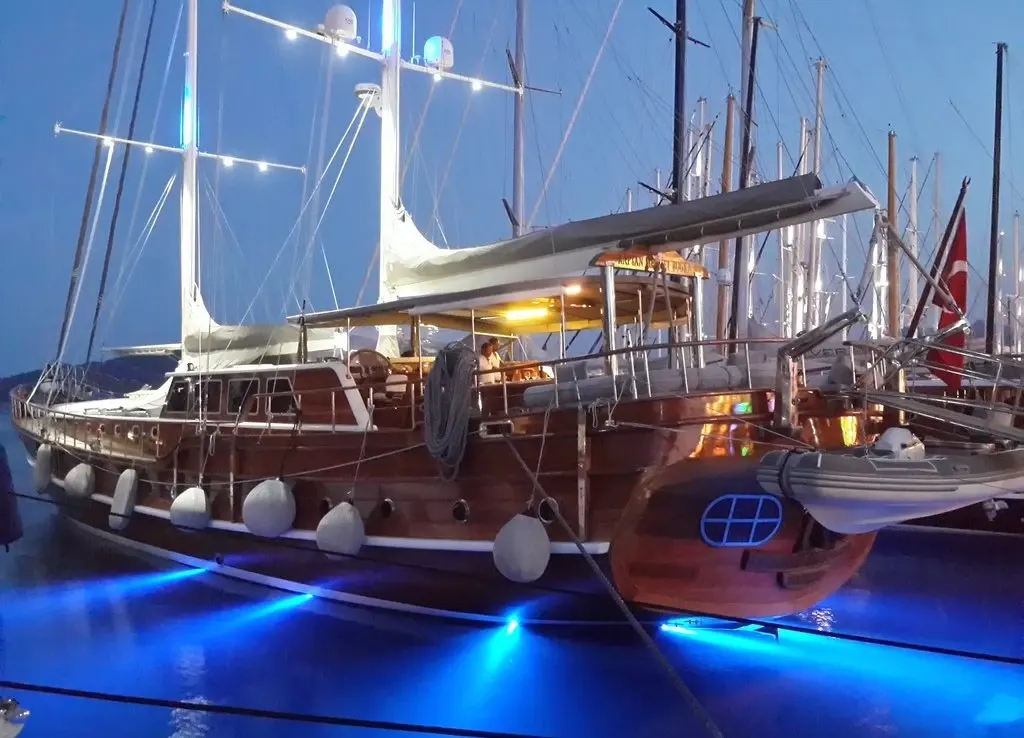 Kaptan Mehmet Bugra sailing in Marmaris