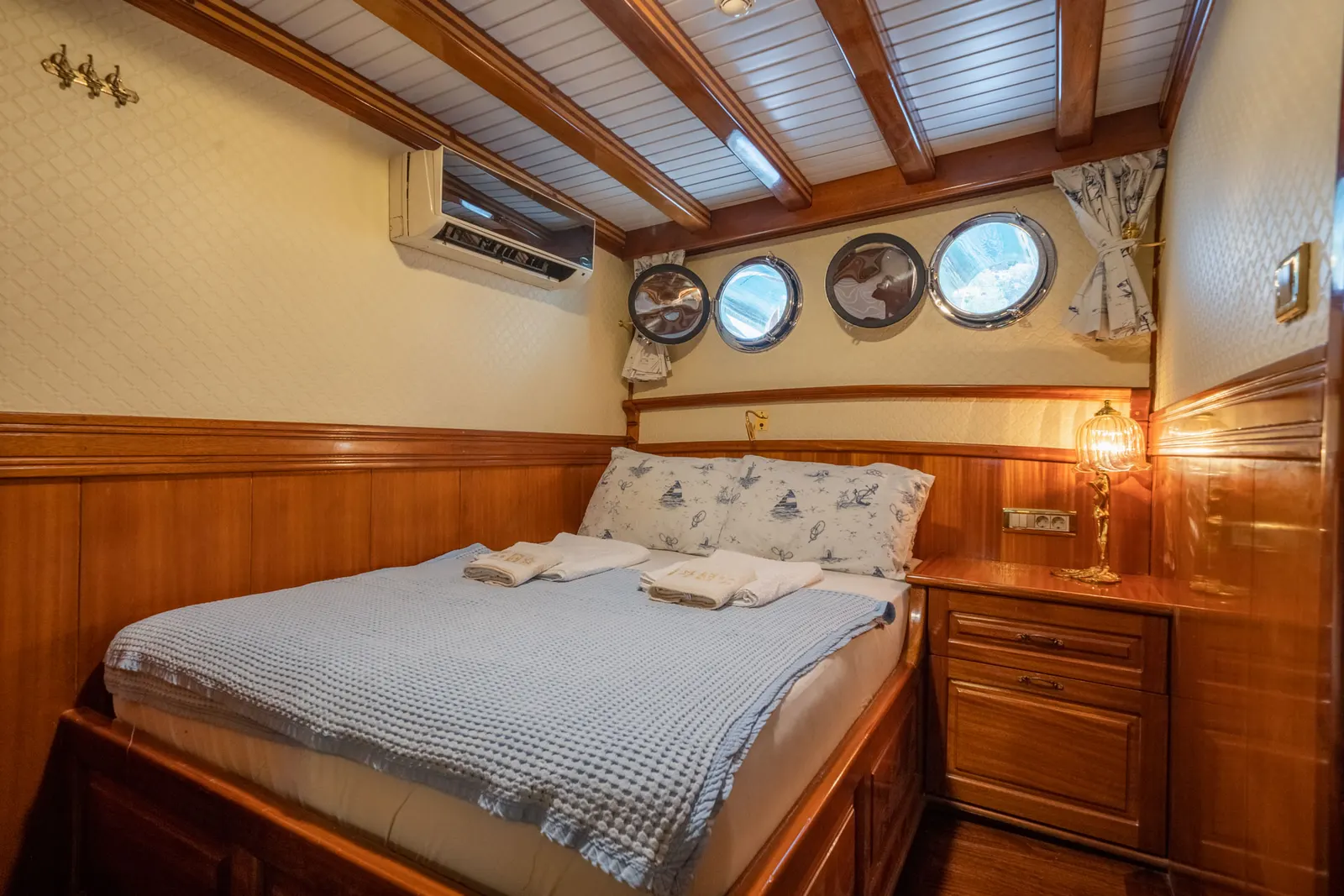 Admiral sailing in Bodrum