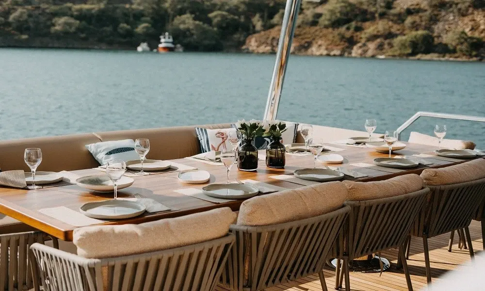 Bay C/F sailing in Fethiye