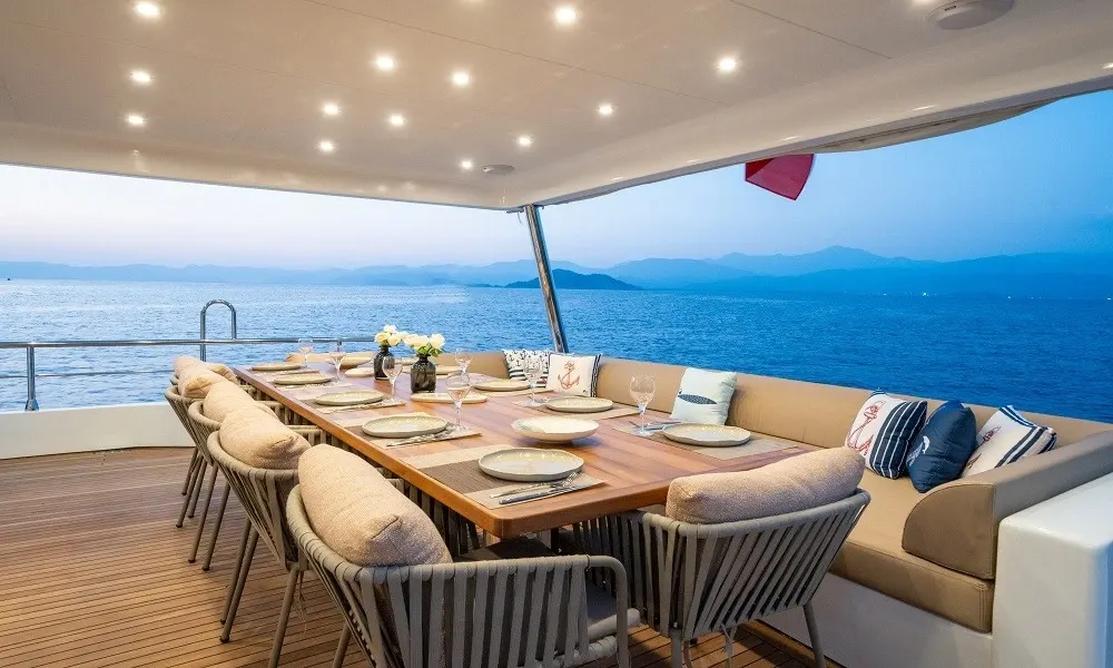 Bay C/F sailing in Fethiye