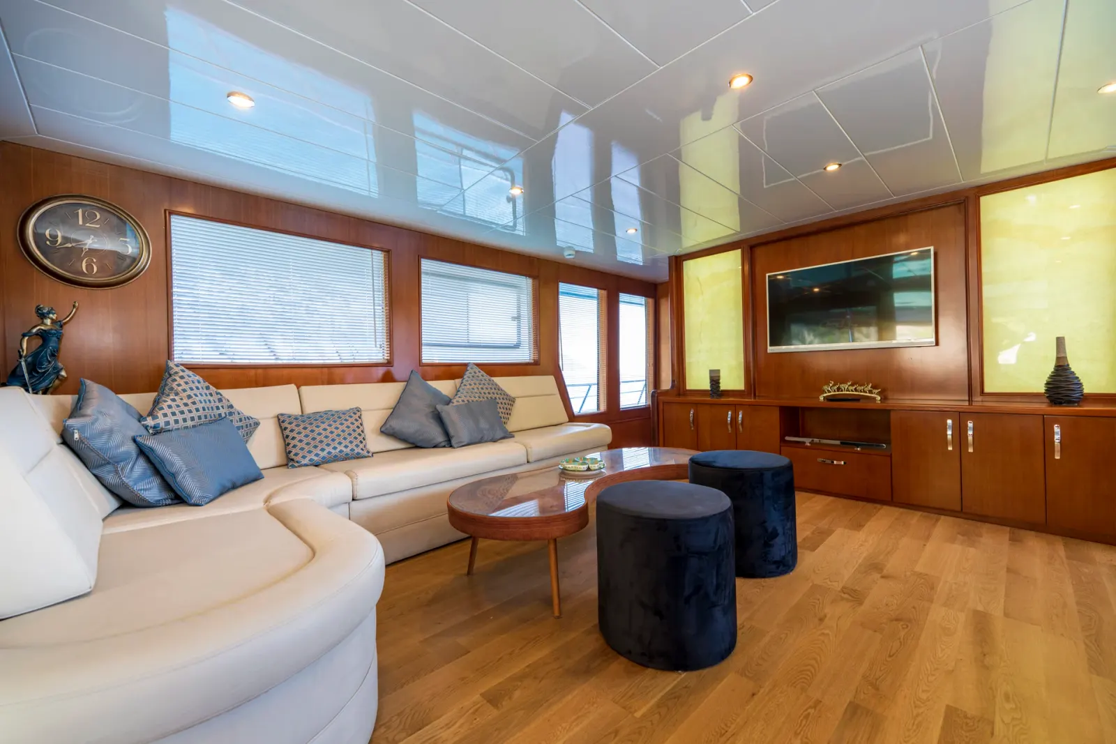 Simay S sailing in Fethiye