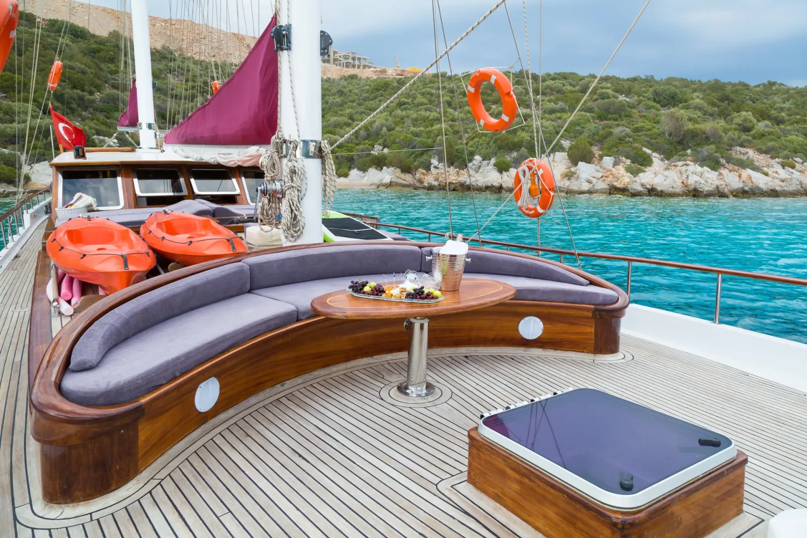 Primadonna sailing in Bodrum