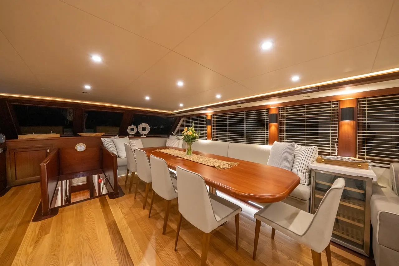 Virtuoso sailing in Lavrio