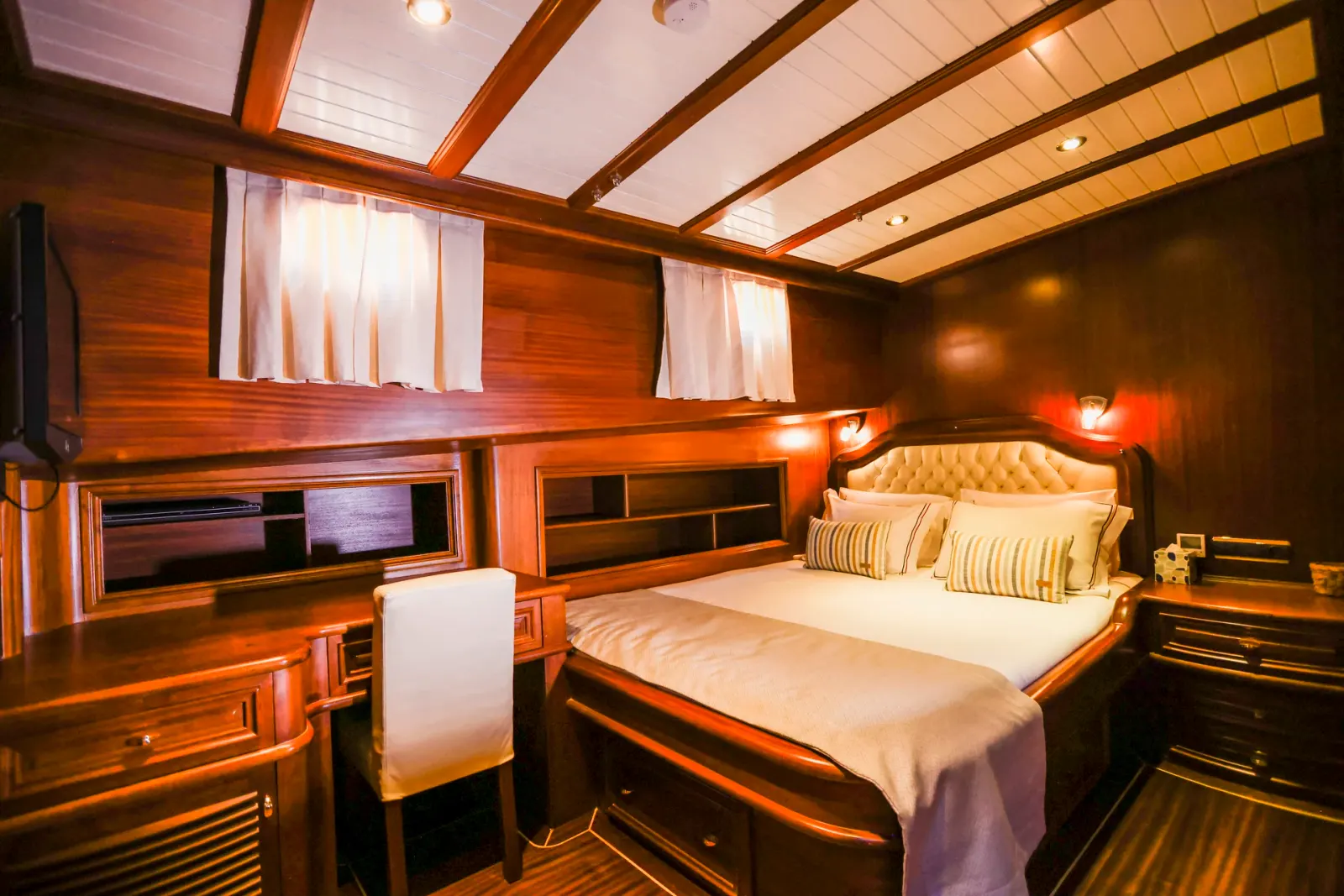 Lady Christa sailing in Bodrum