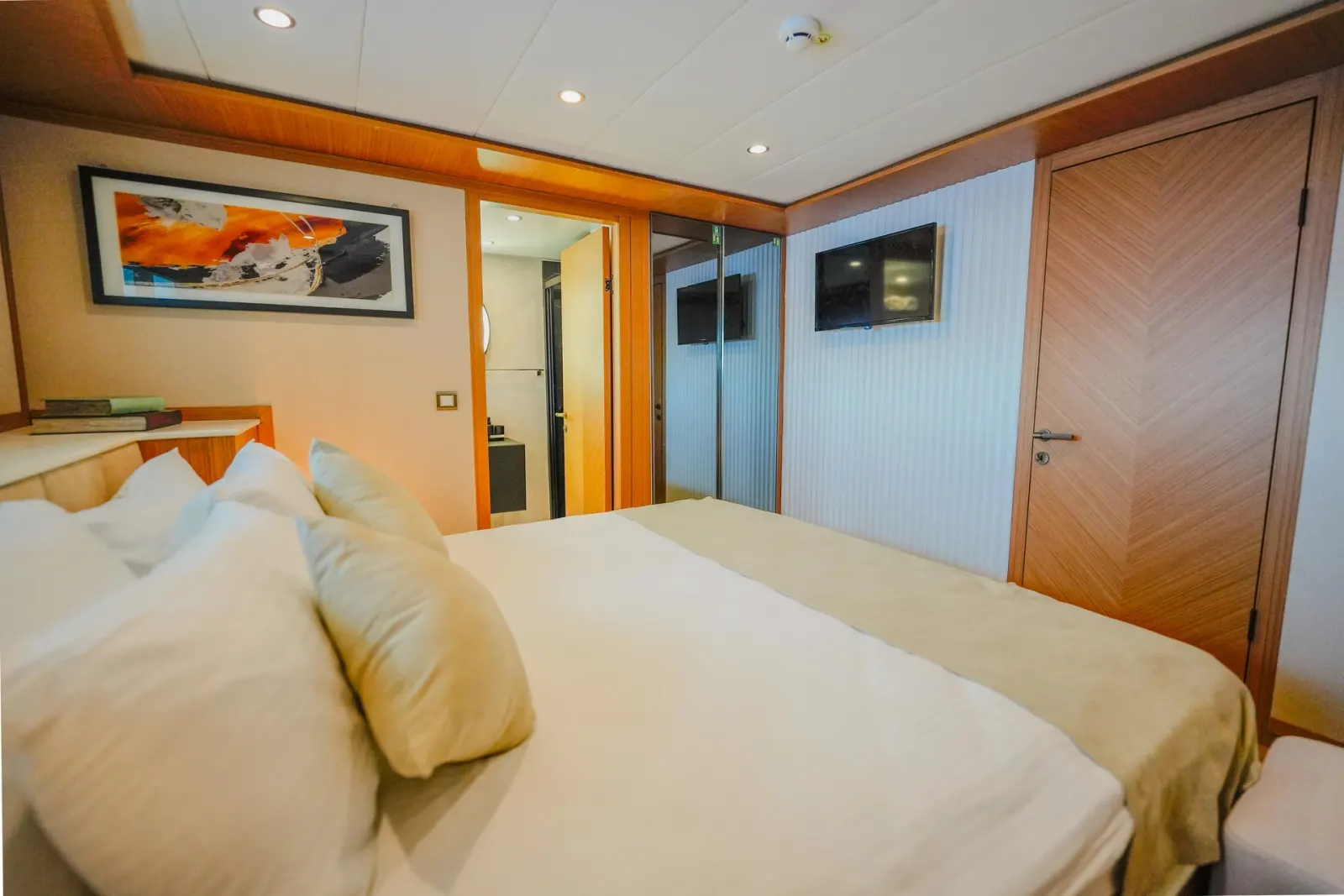 King of the Sea sailing in Marmaris
