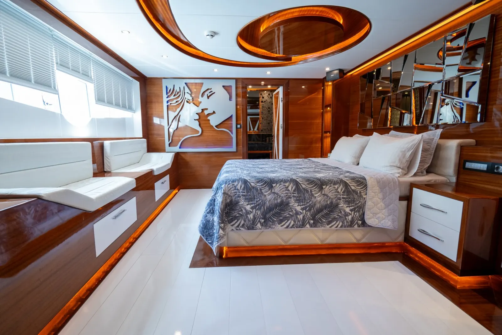 Long Island sailing in Marmaris