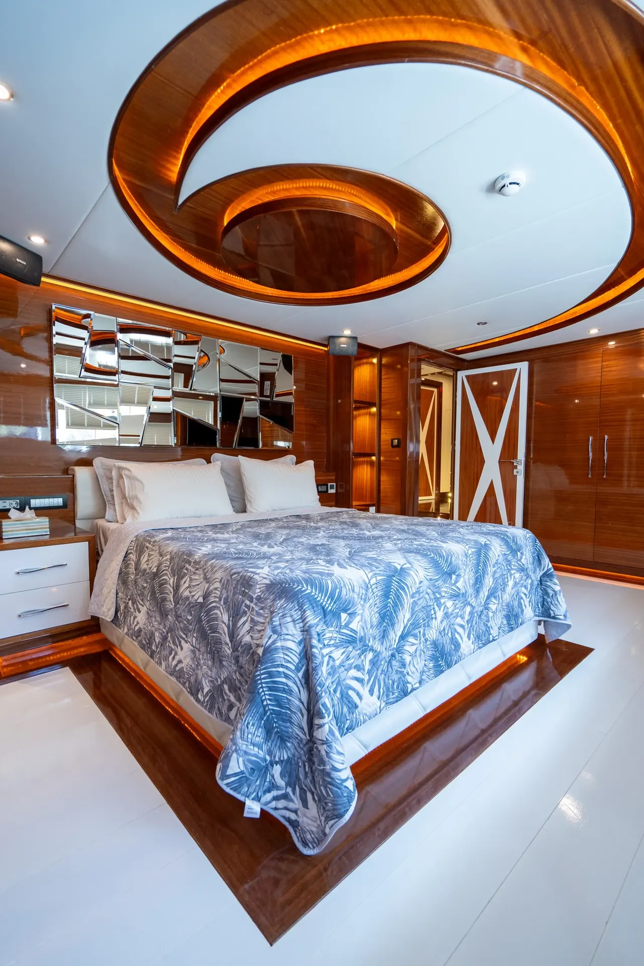 Long Island sailing in Marmaris