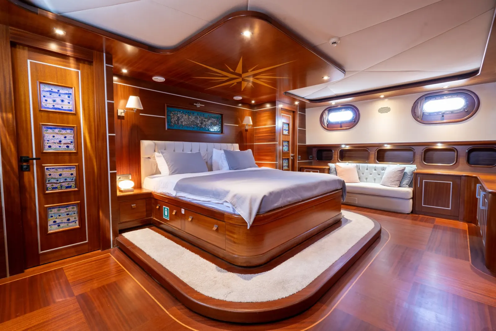 La Bella Vita sailing in Bodrum