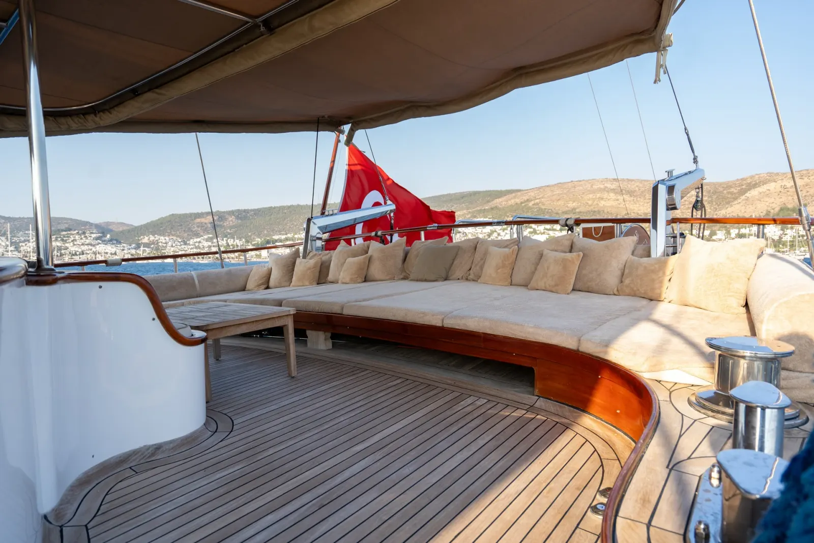 La Bella Vita sailing in Bodrum