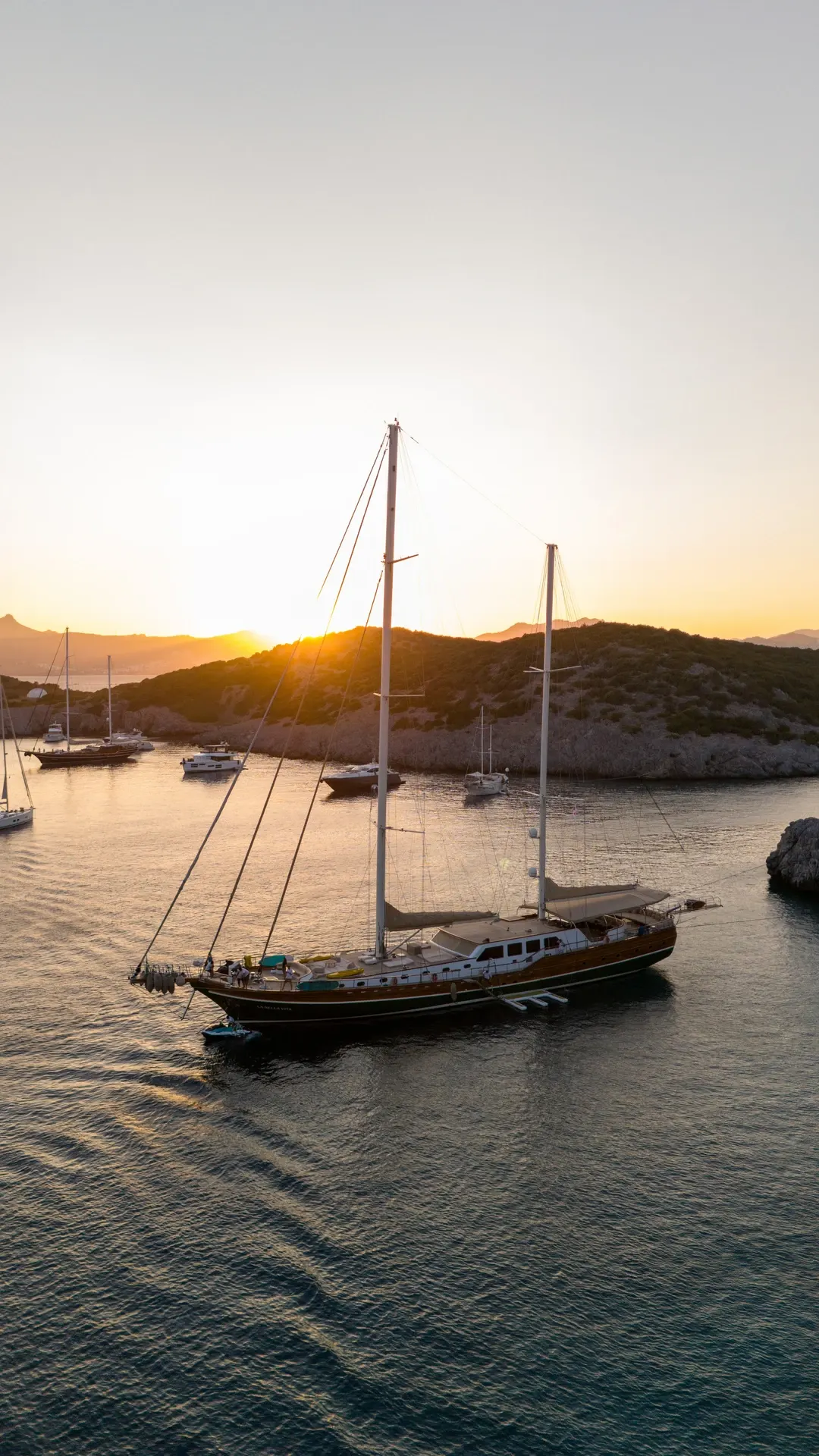La Bella Vita sailing in Bodrum